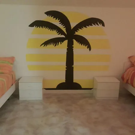 Prada House דירה